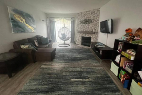 Spacious 2-bdr comfy heaven